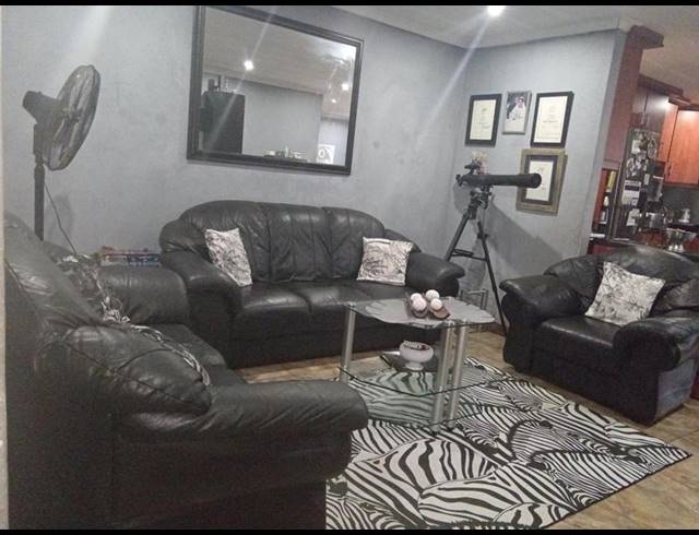 3 BEDROOM HOUSE FOR SALE IN SUNFORD